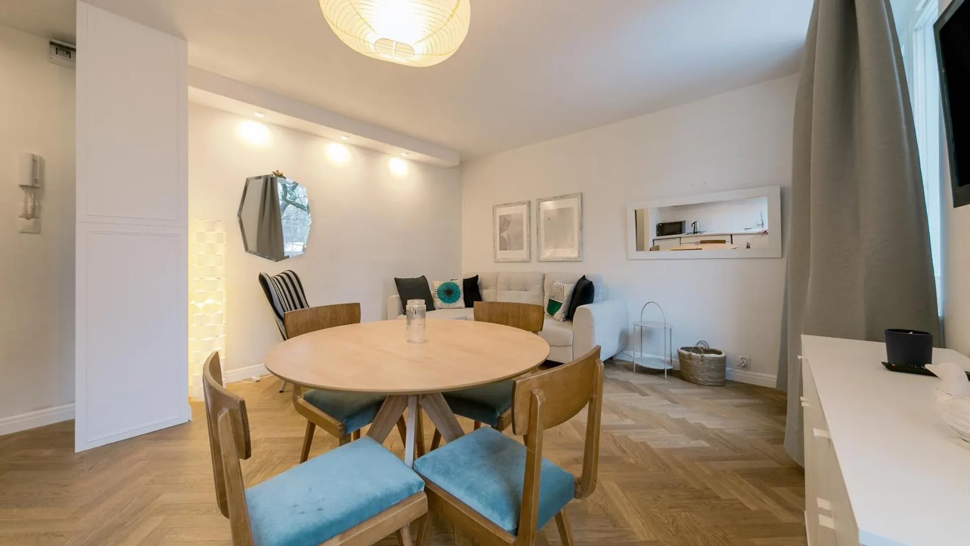 Warsaw Concierge Opera II Daire 0*,